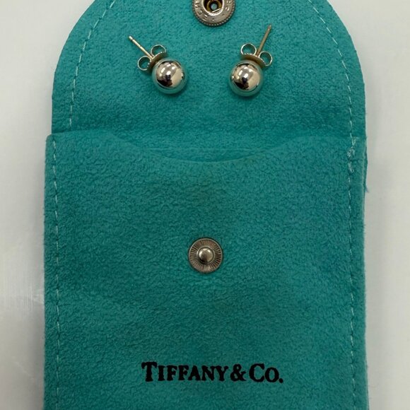 Tiffany & Co HardWear Bead Ball Earrings 8mm in Sterling Silver NEW w Pouch/Box - Picture 3 of 7